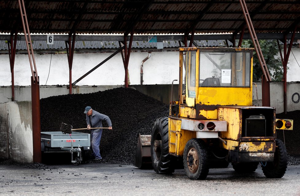 Prodej uhlí v české Libuni 