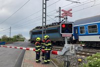 Tragická nehoda u Domažlic: Vlak usmrtil muže, mezinárodní doprava do Německa stojí