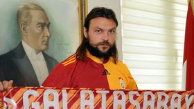 Takhle Tomáše Ujfalušiho představil Galatasaray na svých oficiálních stránkách.
