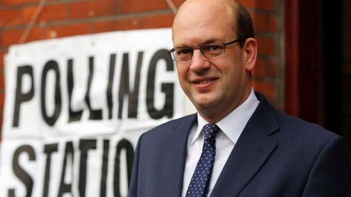 UKIP získala druhé křeslo v britském parlamentu. Obsadí ho Mark Reckless (na snímku)