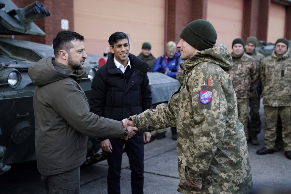 Ministr Rishi Sunak a prezident Volodymyr Zelenskyj (8. 2. 2023)