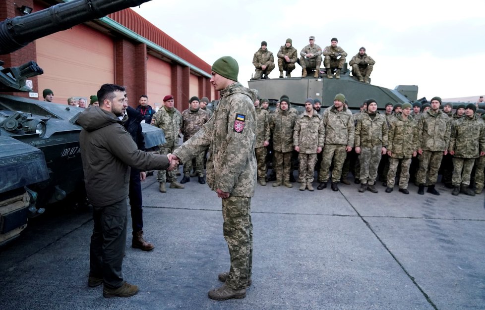 Ukrajinský prezident Volodymyr Zelenskyj na návštěvě Velké Británie (8. 2. 2023)