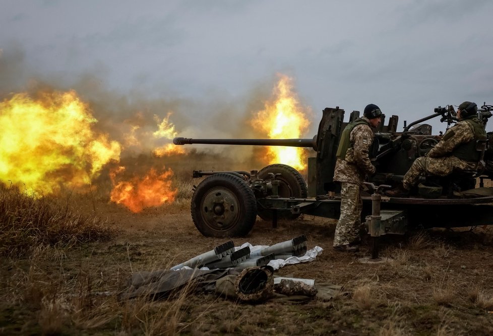 Protiletecké cvičení ukrajinských vojáků v Černihivské oblasti (15. 11. 2023)