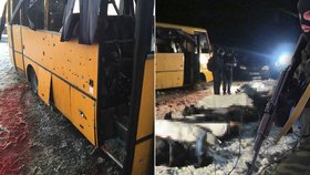 Hrůza na Ukrajině: Linkový autobus zasáhla střela z raketové baterie Grad