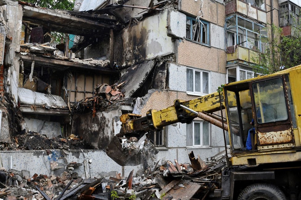 Zdevastované město Bachmut v Doněcké oblasti (18. 5. 2022)