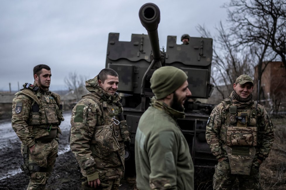 Ukrajinší vojáci na pozicích u Bachmutu (22.12.2023)