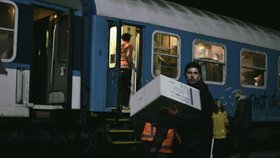Iniciativa Železnice pomáhá vypravila pro ukrajinské uprchlíky dva zvláštní vlaky.