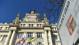 Jihomoravský kraj vyvěsil na budově krajského úřadu v Brně vlajku Ukrajiny.