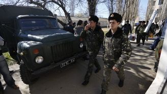 Kyjev ustupuje a stahuje své vojáky z Krymu