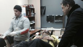 Aktivista Bulatov v nemocnici. Únosci mu způsobili vážná poranění