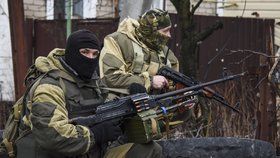 Proruští separatisté dál válčí s ukrajinskou armádou
