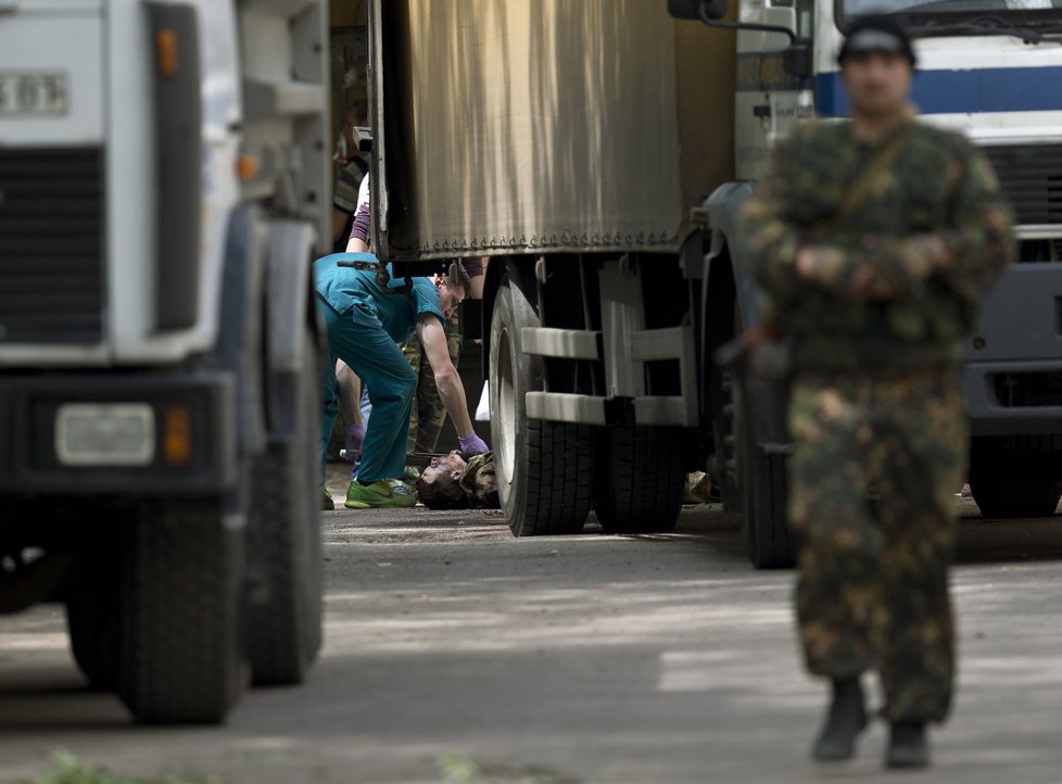 Podle informací separatistů zemřelo při střetech s ukrajinskou armádou až pět desítek lidí