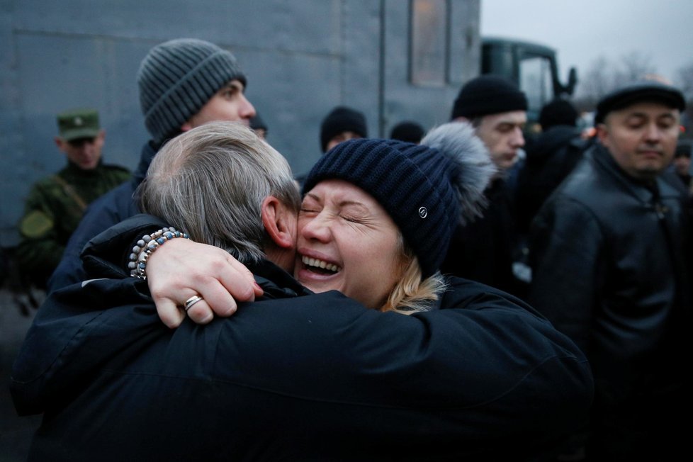 Výměna zajatců mezi Ukrajinou a proruskými separatisty 