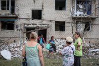 „Každý den je to hlasitější,“ Ukrajinci žijící u fronty popsali nekončící ostřelování