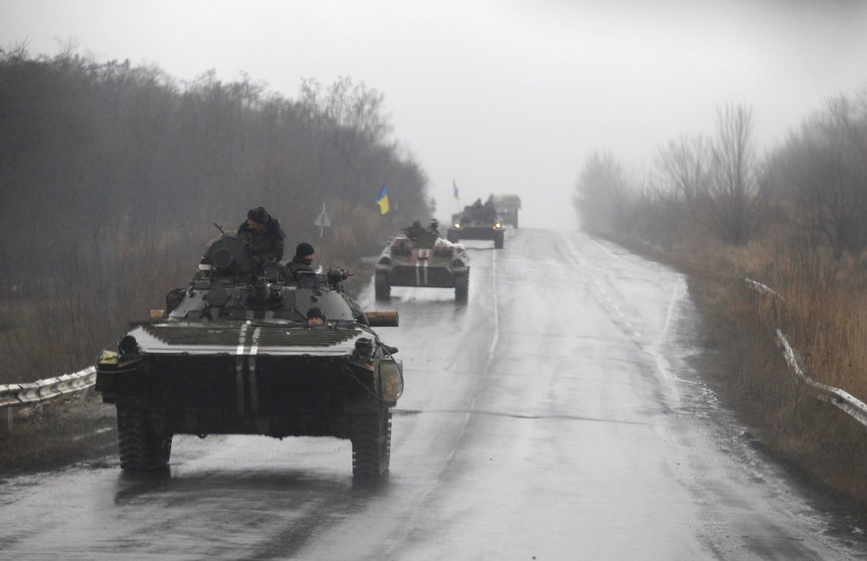 Tanky ukrajinské armády při přesunu