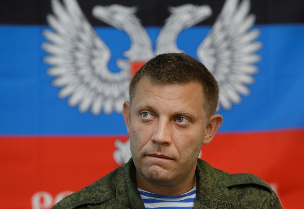 Moskva a Doněck jsou přesvědčeny, že stopy atentátu vedou do Kyjeva; několik „ukrajinských diverzantů“ se podle nich po útoku podařilo zadržet.