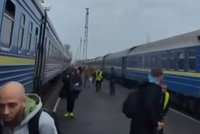 Ruský dron zasáhl vlak u hranic s Polskem: Před tím tam jela souprava plná VIP politiků!