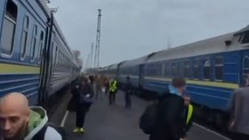 Ruský dron zasáhl vlak mířící do Varšavy (13.9.2026)