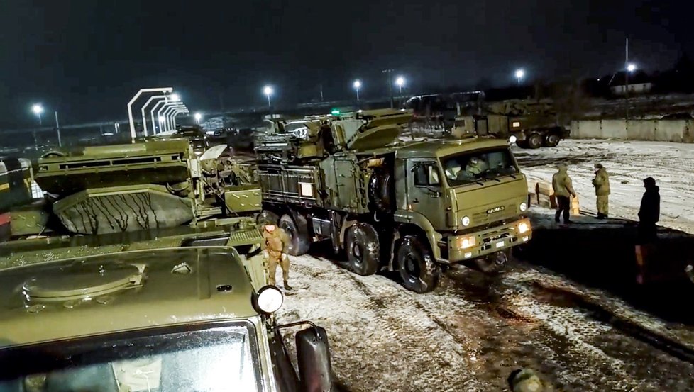Ruská vojenská technika doráží do Běloruska.