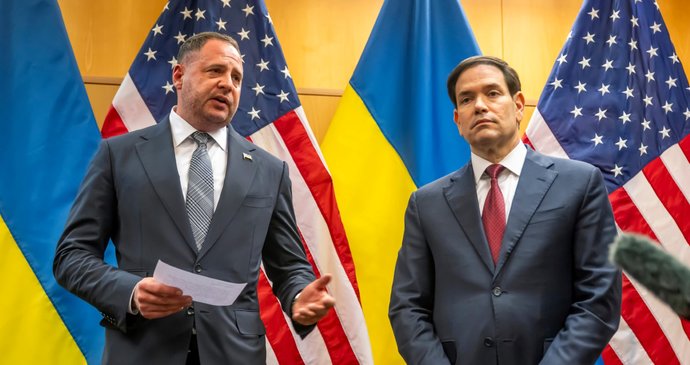 Americko-ukrajinská jednání o míru v Ženevě: Andrij Jermak a Marco Rubio (23. 11. 2025).