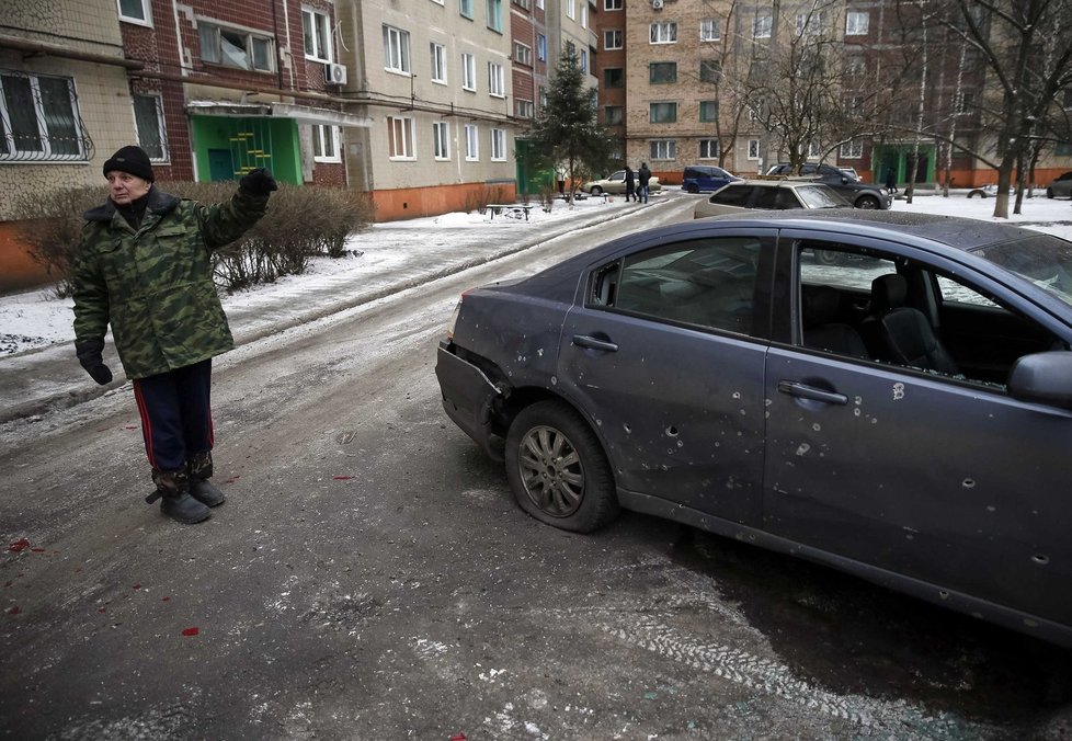 Na ukrajinské město Kramatorsk údajně dopadly ruské rakety. Zabily 7 lidé a 26 zranily.
