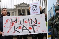 Putinova invaze na Krym: Riskuje velkou válku v Evropě? Sledujeme ONLINE