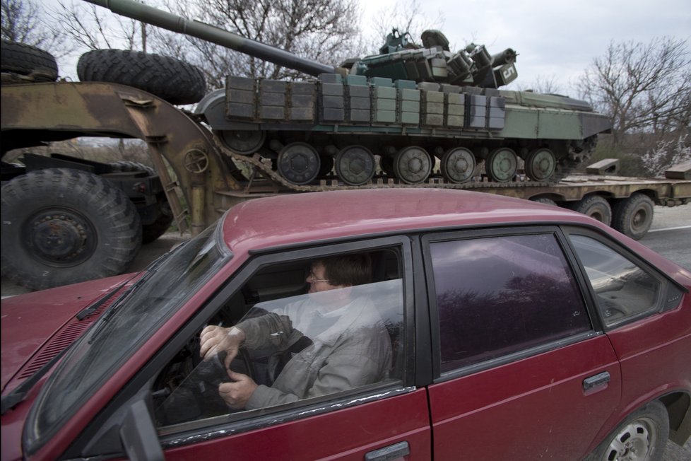 Na Krymu byli propuštěni všichni ukrajinští vojáci.