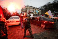 „Odstraňte prohnilý systém.“ Pět tisíc Ukrajinců demonstrovalo, svolal je opoziční lídr