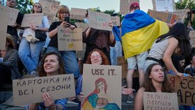 Kyjev: Další demonstrace proti odvolání ministra obrany Fedorova (17. 7. 2026)