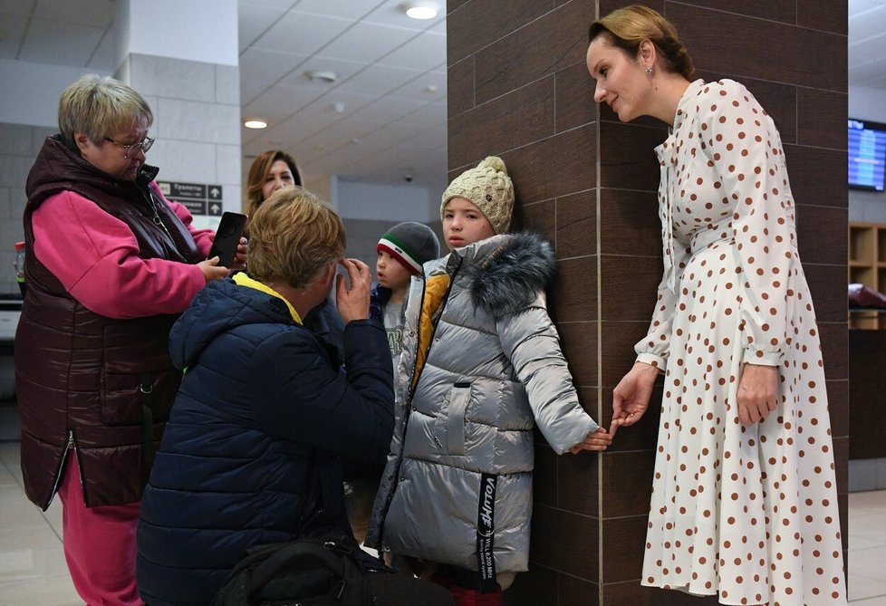 Čtyřiadvacet ukrajinských dětí převezených na Sibiř z Luhanské oblasti