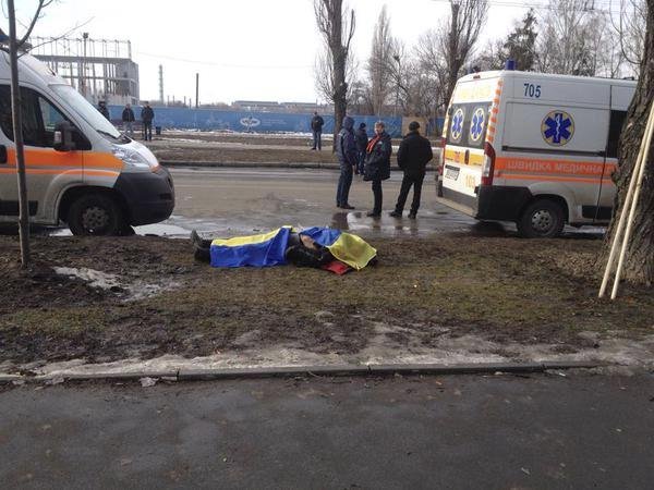 Výbuch během pochodu k výročí Majdanu zabil tři lidi