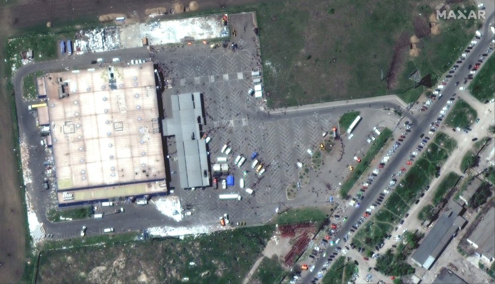 Satelitní snímky zničeného Mariupolu (13. 5. 2022)