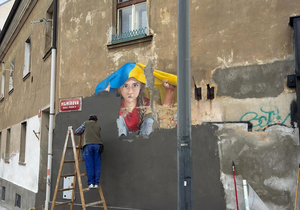 Proces přemalování malby novou fasádou