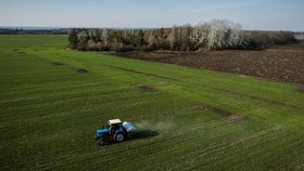 Ukrajinu zasáhla kvůli ruské invazi i obilná krize