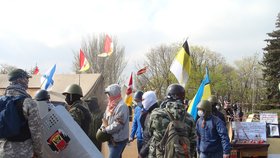 Protivládní, proruští demonstranti v Oděse, duben 2014.