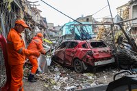 ONLINE: Smrtící bouře v Rusku a útok Rusů na paneláky, auta i přístav v Oděse