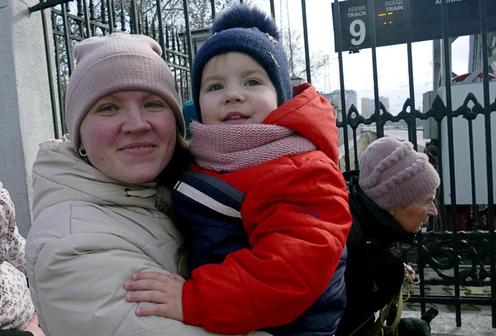 Uprchlíci z Mykolajivu v Oděse, 9. 3. 2022.