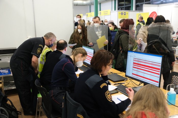 V Ostravě v pavilonu A na výstavišti Černá louka bylo otevřeno další centrum pro uprchlíky z Ukrajiny.