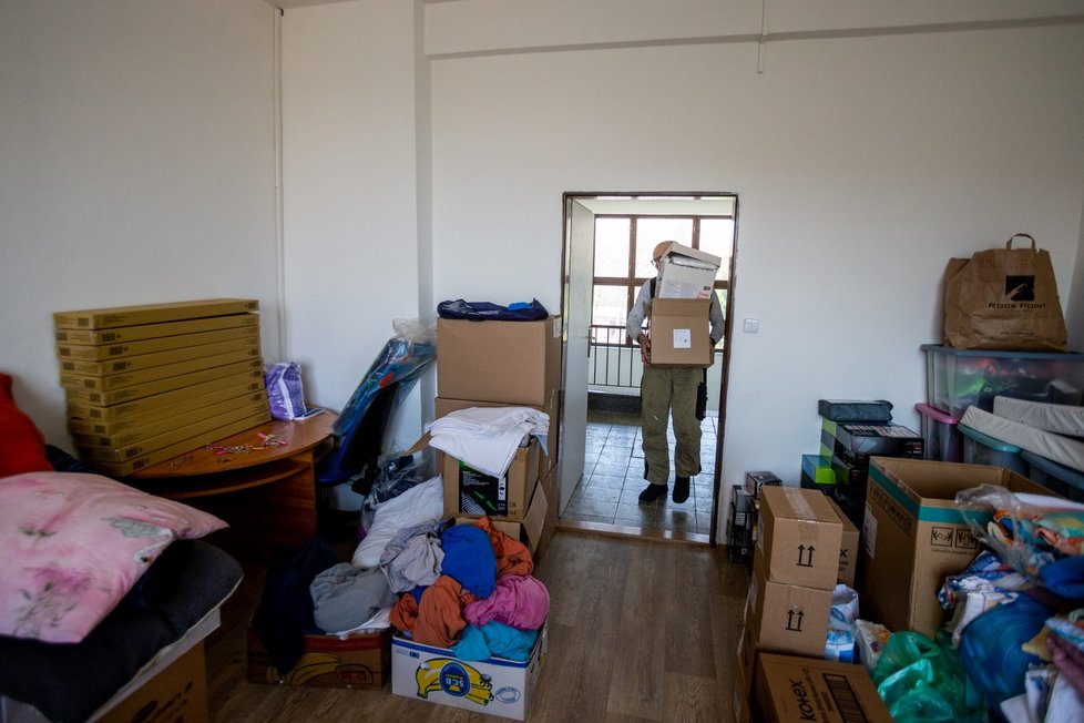 Přibližně čtyřicet rodin ukrajinských uprchlíků před válkou najde dočasný domov v bývalé budově kasáren v Místeckém lese ve Frýdku-Místku.