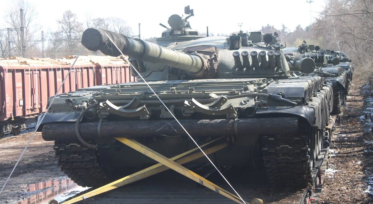 ﷯Česko poslalo Kyjevu i své skladové tanky.