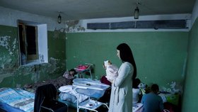 Kyjev: Novorozenecké oddělení se schovalo ve sklepě.