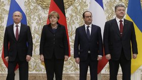 Putin, Merkelová, Hollande a Porošenko vyjednali příměří na Ukrajině