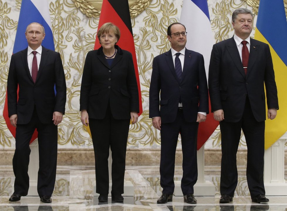 Putin, Merkelová, Hollande a Porošenko vyjednali příměří na Ukrajině