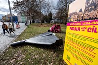 "Plzeň i Jičín může být cíl Putinových dronů!" Aktivisté poslali falešné šáhidy do českých měst
