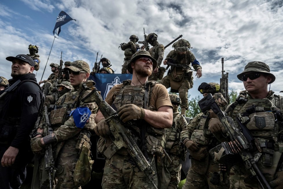 Ruští dobrovolníci bojující na straně Ukrajiny u rusko-ukrajinských hranic (24.5.2023)