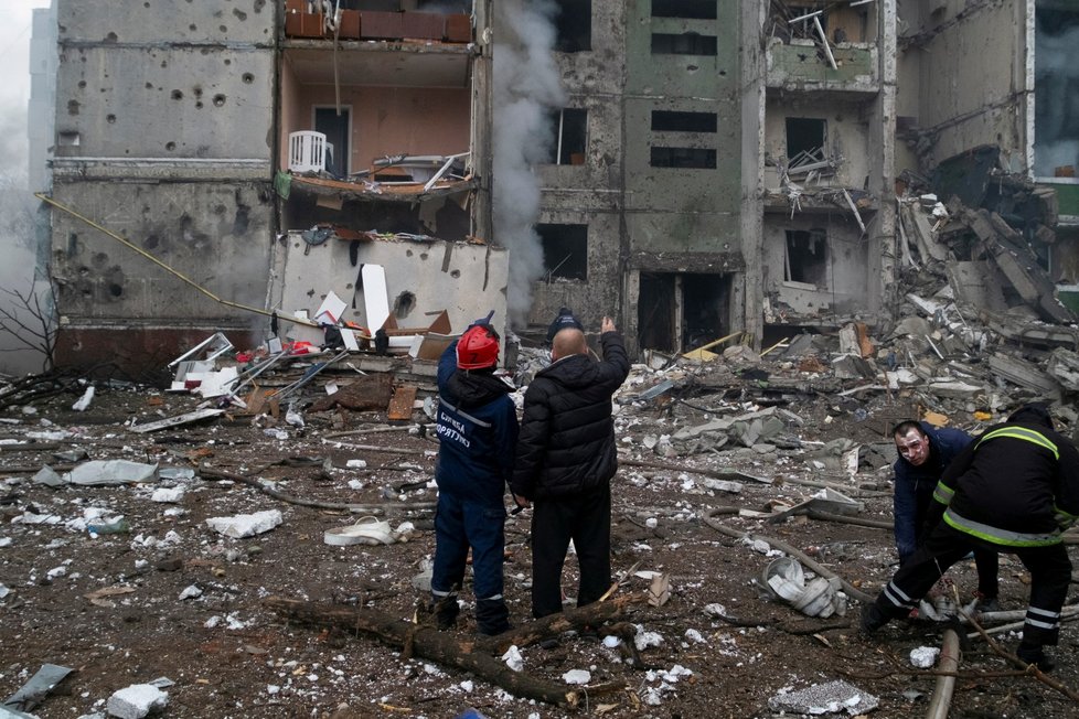 Zdevastované bytové domy ve městě Černihiv. (3.3.2022)