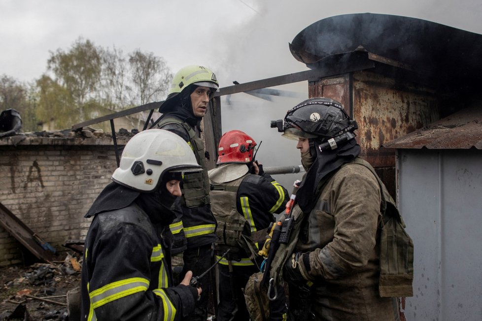 Následky ruského ostřelování v Charkově. (18.4.2022)