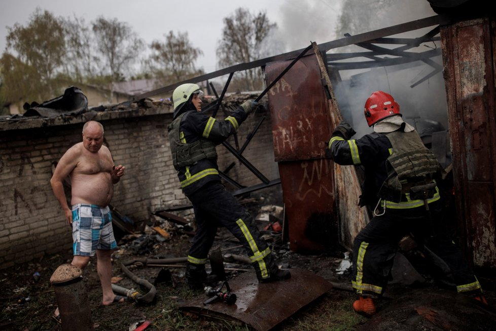 Následky ruského ostřelování v Charkově. (18.4.2022)