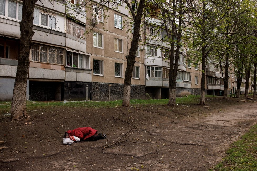 Následky ruského ostřelování v Charkově. (19.4.2022)