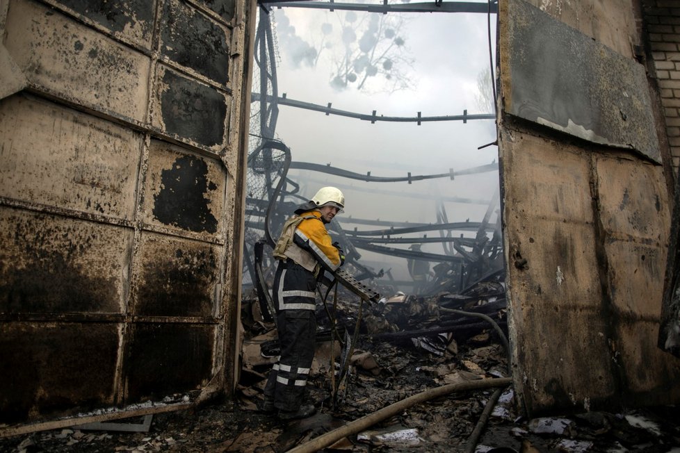 Následky ruského ostřelování v Charkově. (21.4.2022)